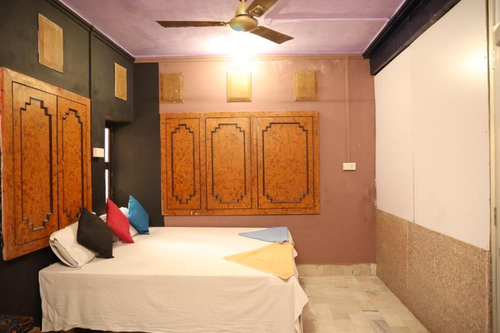 Santkripa Backpackers 400 Mtr From Railway Station Hostel Τζοντχπούρ Εξωτερικό φωτογραφία