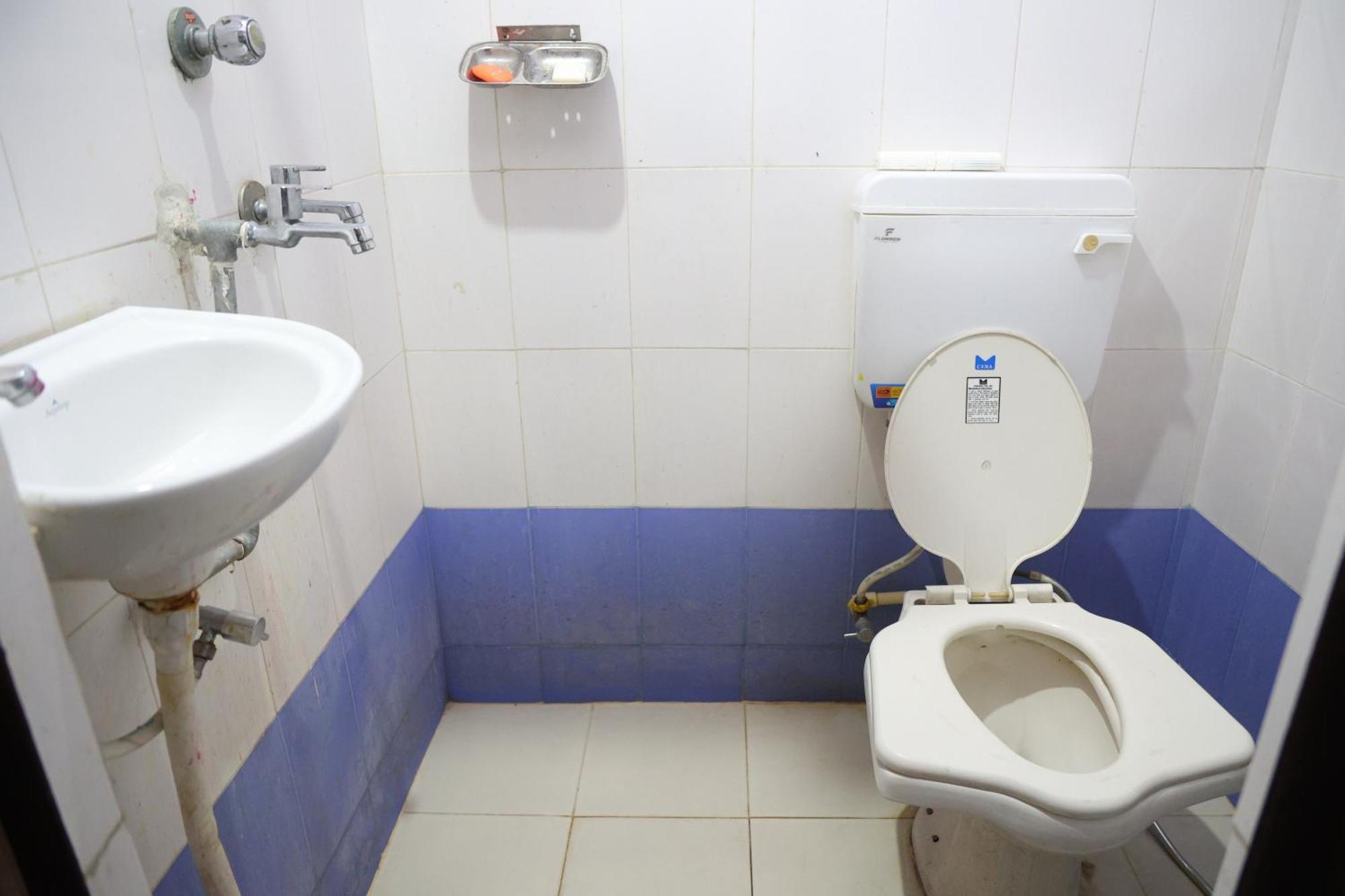 Santkripa Backpackers 400 Mtr From Railway Station Hostel Τζοντχπούρ Εξωτερικό φωτογραφία