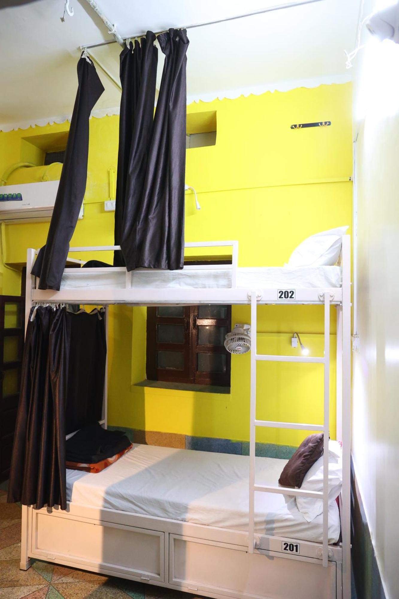 Santkripa Backpackers 400 Mtr From Railway Station Hostel Τζοντχπούρ Εξωτερικό φωτογραφία