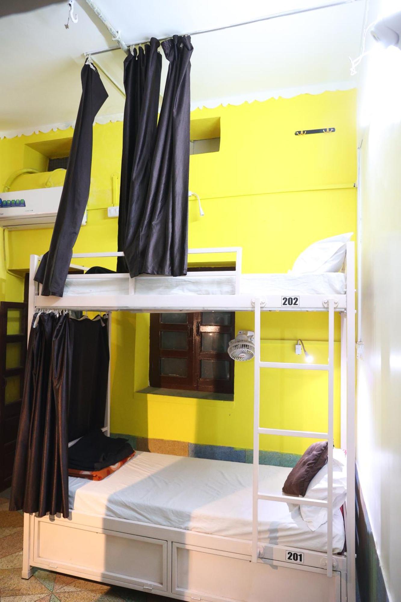 Santkripa Backpackers 400 Mtr From Railway Station Hostel Τζοντχπούρ Εξωτερικό φωτογραφία