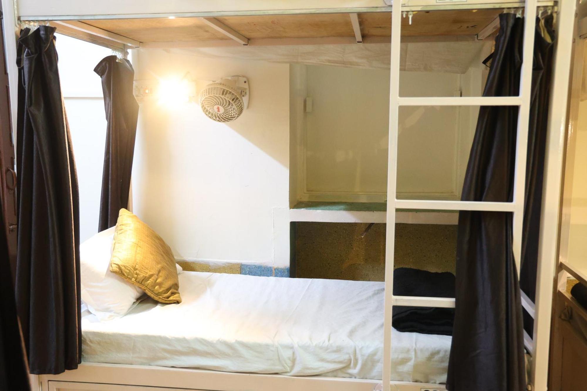 Santkripa Backpackers 400 Mtr From Railway Station Hostel Τζοντχπούρ Εξωτερικό φωτογραφία